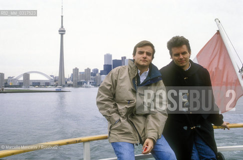 Sanremo in the World Tour 1990. Italian pop singers Gianluca Guidi andLuca Fasano in Toronto / Sanremo nel mondo 1990. I cantanti Gianluca Guidi e Franco Fasano a Toronto - ©Marcello Mencarini/Rosebud2