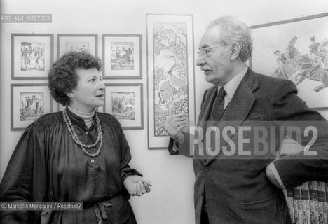 Italian lawyer and womens rights advocate Tina Lagostena Bassi in her office with her husband, lawyer Vitaliano Lagostena (1979) / Lavvocato Tina Lagostena Bassi, impegnata nella difesa dei diritti delle donne, nel suo ufficio con il marito, lavvocato Vitaliano Lagostena (1979) - ©Marcello Mencarini/Rosebud2