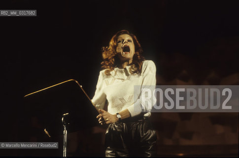 Italian singer Milva performing (1982) / La cantante Milva (1982) - ©Marcello Mencarini/Rosebud2