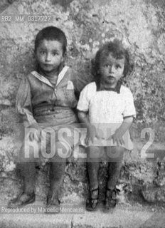 Italian politician Pietro Ingrao (on the right) as a child with his brother / Il politico Pietro Ingrao (a destra) da bambino con il fratello - Reproduced by Marcello Mencarini
/Rosebud2