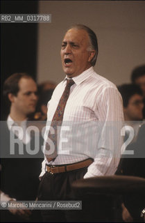 Reggio Emilia, 29/04/1991. Italian operatic baritone Piero Cappuccilli during the concert rehearsal for theThirtieth anniversary of Pavarottis career / Reggio Emilia 29/04/1991. IIl baritono Piero Cappuccilli durante le prove del concerto per i trentanni di carriera di Pavarotti - ©Marcello Mencarini/Rosebud2
