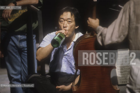 Paris, 1989. Korean conductor Myung-Whun Chung during a rehearsal / Parigi, 1989. Il direttore dorchestra Myung-Whun Chung durante una prova - ©Marcello Mencarini/Rosebud2