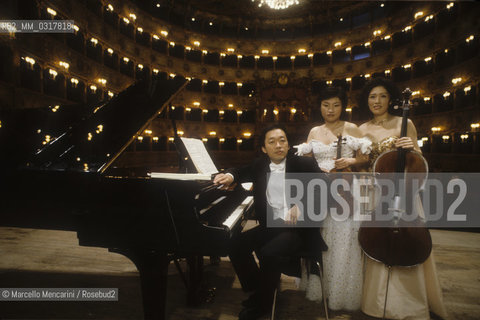 Venice, La Fenice Theater, 1991. The Chung piano trio: Myung-Whun Chung, Kyung-Wha Chung, Myung-Wha Chung / Venezia, Teatro La Fenice, 1991. Il trio pianistico Chung: Myung-Whun Chung, Kyung-Wha Chung, Myung-Wha Chung
 ©Marcello Mencarini/Rosebud2
