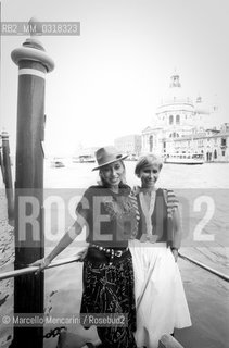 Venice, about 1983. Italian stylist Anna Fendi and her daughter Silvia Venturini Fendi / Venezia, 1982 circa. La stilista Anna Fendi con sua figlia Silvia Venturini Fendi - ©Marcello Mencarini/Rosebud2
