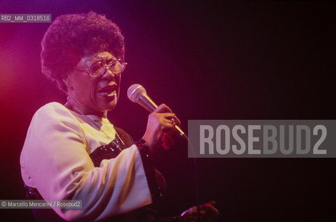 Le Focette (Tuscany), August 1980. Jazz singer Ella Fitzgerald performing at the Bussoladomani / Le Focette, località di Marina di Pietrasanta (Lucca), agosto 1980. La cantante Ella Fitzgerald in concerto a Bussoladomani - ©Marcello Mencarini/Rosebud2