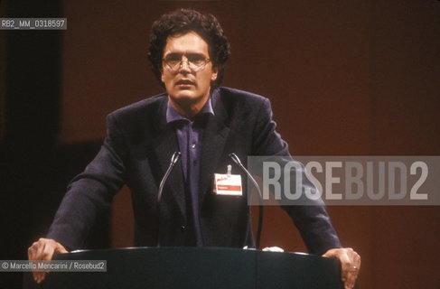 Italian politician Pietro Folena at the XXth Rimini congress in February 1991, when the Italian Communist Party changed its name to the Democratic Party of the Left (PDS) / Rimini, 1991. Il politico Pietro Folena al XX° Congresso del Partito Comunista Italiano, quando il PCI ha cambiato nome diventando Partito Democratico della Sinistra (PDS) - ©Marcello Mencarini/Rosebud2