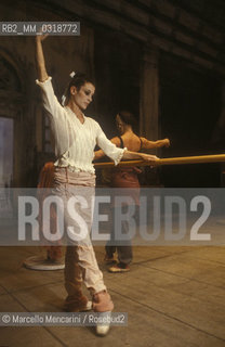 Rome, Olympic Theater, 1981. Italian ballet dancer Carla Fracci during a training session / Rome, Olympic Theater, 1981. La ballerina Carla Fracci durante un allenamento - ©Marcello Mencarini/Rosebud2
