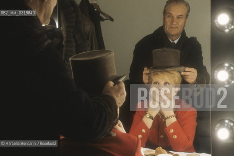 Genoa, Carlo felice Theater, 1992. Italian soprano Mirella Freni and her husband, operatic bass Nicolaj Ghiaurov / Genova, Teatro Carlo Felice, 1992. Il soprano Mirella Freni e suo marito, il basso Nicolaj Ghiaurov - ©Marcello Mencarini/Rosebud2
