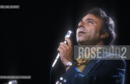 Italian pop singer Peppino Gagliardi, about 1985 / Il cantante Peppino Gagliardi, 1985 circa - ©Marcello Mencarini/Rosebud2
