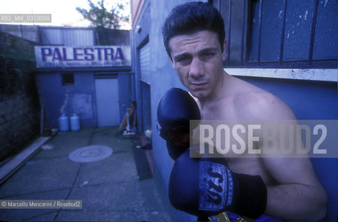 Italian boxer Mauro Galvano, 1990 / Il pugile Mauro Galvano, 1990 - ©Marcello Mencarini/Rosebud2