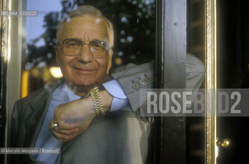 Arezzo, 1992. Licio Gelli at Villa Wanda / Arezzo, 1992. Licio Gelli a Villa Wanda - ©Marcello Mencarini/Rosebud2