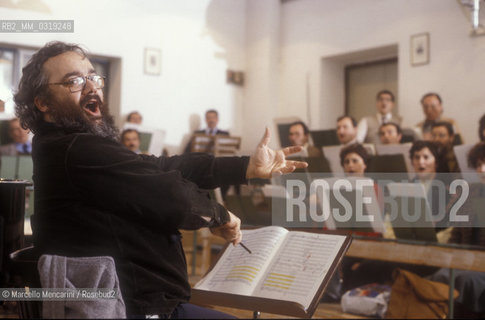 Italian conductor Gianluigi Gelmetti (about 1985) / Il direttore dorchestra Gianluigi Gelmetti (1985 circa) - ©Marcello Mencarini/Rosebud2