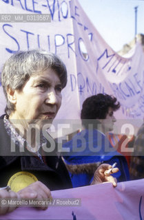 Rome, March 10, 1984. Italian writer Natalia Ginzburg taking part in Io donna per la pace (I woman for peace), a women demonstration for peace and against violence / Roma, 10 marzo 1984. La scrittrice Natalia Ginzburg mentre partecipa alla manifestazione Io donna per la pace - ©Marcello Mencarini/Rosebud2
