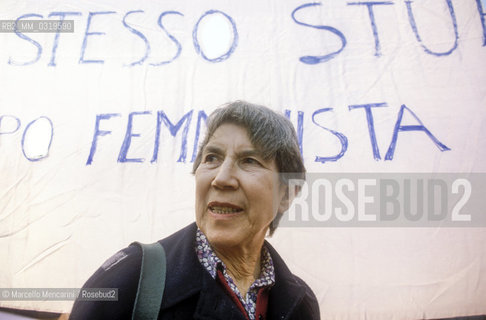 Rome, March 10, 1984. Italian writer Natalia Ginzburg taking part in Io donna per la pace (I woman for peace), a women demonstration for peace and against violence / Roma, 10 marzo 1984. La scrittrice Natalia Ginzburg mentre partecipa alla manifestazione Io donna per la pace - ©Marcello Mencarini/Rosebud2