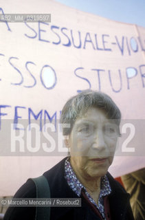 Rome, March 10, 1984. Italian writer Natalia Ginzburg taking part in Io donna per la pace (I woman for peace), a women demonstration for peace and against violence / Roma, 10 marzo 1984. La scrittrice Natalia Ginzburg mentre partecipa alla manifestazione Io donna per la pace - ©Marcello Mencarini/Rosebud2