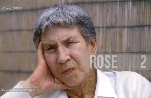 Viareggio, 1989. Italian writer Natalia Ginzburg / Viareggio, 1989. La acrittrice Natalia Ginzburg - ©Marcello Mencarini/Rosebud2