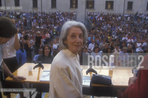 Mantua Literature Festival 1999. South African writer Nadine Gordimer meets the audience / Festivaletteratura di Mantova 1999. La scrittrice sudafricana Nadine Gordimer incontra il pubblico - ©Marcello Mencarini/Rosebud2