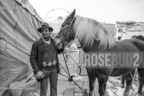 Venice, 1981. Circus artist Alexis Grüss with a horse / Venezia 1981. Lartista circense Alexis Gruss con un cavallo - ©Marcello Mencarini/Rosebud2