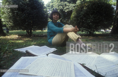 Turin, Royal Gardens, September 1991. Russian composer Sofia Gubaidulina / Torino, Giardini reali, Settembre 1991. La compositrice russa Sofia Gubaidulina - ©Marcello Mencarini/Rosebud2