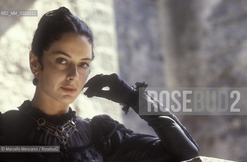 Italian actress Monica Guerritore poses on the set of the movie The Prince of Homburg directed by Gabriele Lavia, 1983 / Lattrice Monica Guerritore posa sul set del film Il principe di Homburg diretto da Gabriele Lavia (1983) - ©Marcello Mencarini/Rosebud2