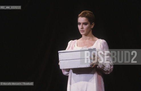 Rome, 1985. Actress Monica Guerritore in Hamlet directed by Gabriele Lavia / Roma, 1985. Lattrice Monica Guerritore nellAmleto diretto da Gabriele Lavia - ©Marcello Mencarini/Rosebud2