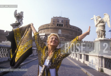 Rome, Castel SantAngelo, 1998. Ukrainian soprano Maria Guleghina -main protagonist in the opera Tosca at the Olynpic Stadium- poses at Castel SantAngelo where takes place the last act of the opera / Roma, 1998. Il soprano Maria Guleghina, protagonista dellopera Tosca allo Stadio Olimpico, ritratta a Castel SantAngelo dove si svolge lultimo atto dellopera - ©Marcello Mencarini/Rosebud2