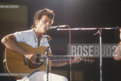 Rome, Olympic Theater, about 1985. American blues singer and guitarist John P. Hammond / Roma, Teatro Olimpico, 1985 circa. John P. Hammond, cantante e chitarrista blues - ©Marcello Mencarini/Rosebud2