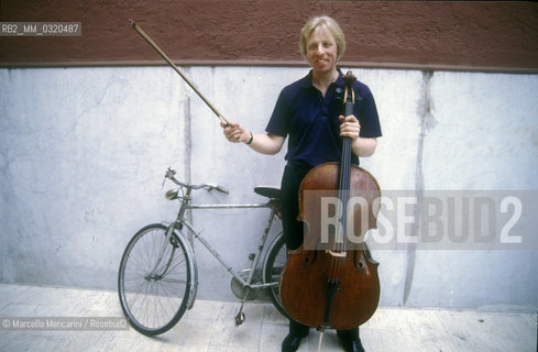 Swedish cellist Franz Helmerson, 1989 / Il violoncellista Franz Helmerson, 1989 - ©Marcello Mencarini/Rosebud2