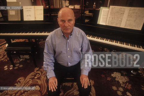 Marino (Rome), 1991. German composer Hans Werner Henze in his house / Marino (Roma), 1991. Il compositore Hans Werner Henze nella sua casa - ©Marcello Mencarini/Rosebud2