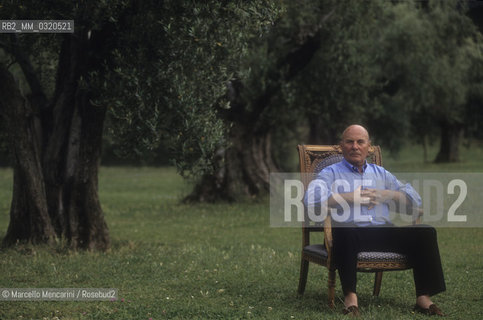 Marino (Rome), 1991. German composer Hans Werner Henze in the garden of his house / Marino (Roma), 1991. Il compositore Hans Werner Henze nel giardino della sua casa - ©Marcello Mencarini/Rosebud2