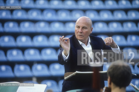 Rome, 1991. German composer Hans Werner Henze performing a rehearsal / Roma, 1991. Il compositore Hans Werner Henze durante una prova - ©Marcello Mencarini/Rosebud2