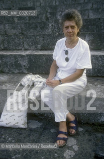 Ancient Ostia (Rome), Festival of the Poets 1994. Italian poet Iolanda Insana / Ostia Antica (Roma), Festival dei poeti 1994. La poetessa Iolanda Insana - ©Marcello Mencarini/Rosebud2