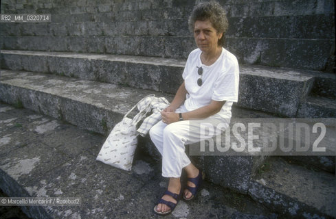 Ancient Ostia (Rome), Festival of the Poets 1994. Italian poet Iolanda Insana / Ostia Antica (Roma), Festival dei poeti 1994. La poetessa Iolanda Insana - ©Marcello Mencarini/Rosebud2