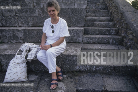 Ancient Ostia (Rome), Festival of the Poets 1994. Italian poet Iolanda Insana / Ostia Antica (Roma), Festival dei poeti 1994. La poetessa Iolanda Insana - ©Marcello Mencarini/Rosebud2