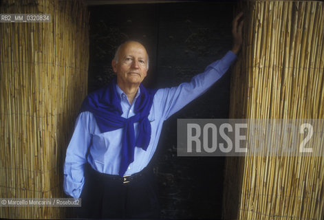 Venice Lido, Venice Film Festival 1993. French film critic Gilles Jacob, Director of Cannes Film Festival / Lido di Venezia, Mostra del Cinema di Venezia 1993. Il critico cinematografico Gilles Jacob, direttore del Festival del Cinema di Cannes - ©Marcello Mencarini/Rosebud2