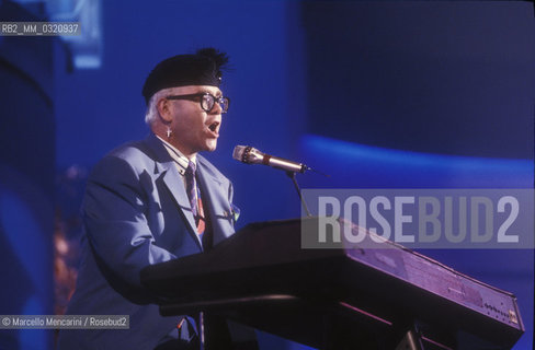 Elton john performing at Sanremo Music Festival 1989 / Elton John ospite al Festival di Sanremo 1989 - ©Marcello Mencarini/Rosebud2