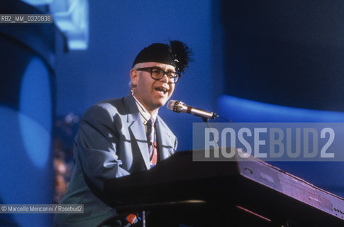 Elton john performing at Sanremo Music Festival 1989 / Elton John ospite al Festival di Sanremo 1989 - ©Marcello Mencarini/Rosebud2