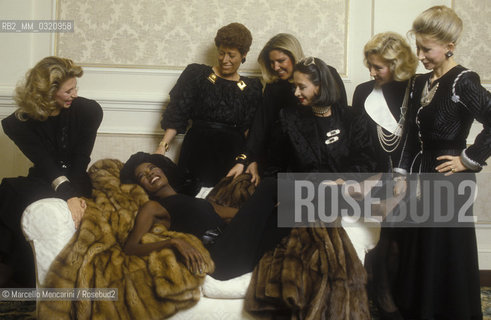 Rome, 1986. Model-singer Grace Jones and Fendi sisters during a shooting for a Fendi furs campaign / Roma, 1986. La modella-cantante Grace Jones e le sorelle Fendi durante  lo shooting fotografico per una campagna delle pellicce Fendi - ©Marcello Mencarini/Rosebud2