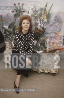 Bulgarian-Italian soprano Raina Kabaivanska in her dressing room (about 1985) / Il soprano Raina Kabaivanska nel suo camerino (1985 circa) - ©Marcello Mencarini/Rosebud2