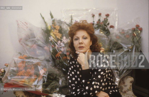 Bulgarian-Italian soprano Raina Kabaivanska in her dressing room (about 1985) / Il soprano Raina Kabaivanska nel suo camerino (1985 circa) - ©Marcello Mencarini/Rosebud2