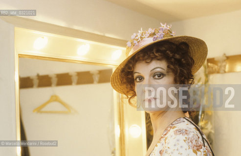 Bulgarian-Italian soprano Raina Kabaivanska in her dressing room (about 1985) / Il soprano Raina Kabaivanska nel suo camerino (1985 circa) - ©Marcello Mencarini/Rosebud2