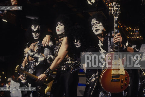 Rome, about 1980. American heavy metal band Kiss (Gene Simmons, Paul Stanley, Eric Carr, Ace Frehley) performing in a TV show / Roma, 1980 circa. Il gruppo heavy metal dei Kiss (Gene Simmons, Paul Stanley, Eric Carr, Ace Frehley) partecipa a un programma televisivo - ©Marcello Mencarini/Rosebud2