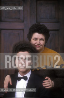 Russian classical pianist Evgeny Kissin and his mother Emilia (1991) / Il pianista Evgenij Kissin con la madre Emilia Kissin (1991) - ©Marcello Mencarini/Rosebud2