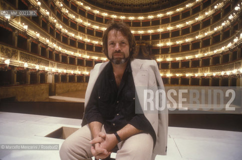 Naples, San Carlo Theater, 1987. Austrian conductor Gustav Kuhn/ Napoli, Teatro San Carlo, 1987. Il direttore dorchestra Gustav Kuhn - ©Marcello Mencarini/Rosebud2