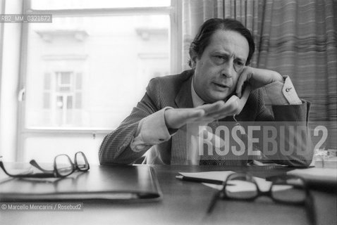 Bari, 1980. Italian publisher Vito Laterza at work in his office / Bari, 1980. Leditore Vito Laterza nel suo ufficio - ©Marcello Mencarini/Rosebud2