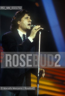 Sanremo Music Festival 1987. Fausto Leali sings Io Amo (ranked fourth) / Festival di Sanremo 1987. Fausto leali canta Io amo (quarta classificata) - ©Marcello Mencarini/Rosebud2