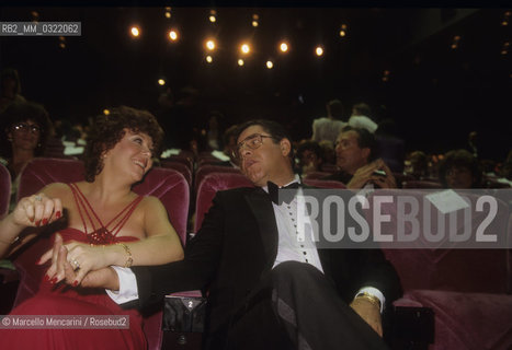 Cannes Film Festival 1984. Comic actor Jerry Lewis and his second wife SanDee Pitnick (married in 1983) / Festival del Cinema di Cannes 1984. Lattore comico Jerry Lewis con la seconda moglie SanDee Pitnick (sposata nel 1983) - ©Marcello Mencarini/Rosebud2