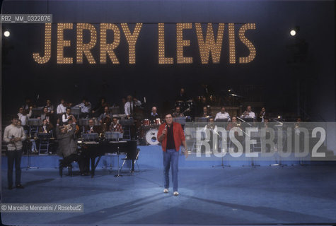 Rome, 1984. Comic actor Jerry Lewis performing a show / Roma, 1984. Lattore comico Jerry Lewis durante uno show - ©Marcello Mencarini/Rosebud2