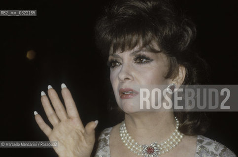 Venice Lido, Venice Film festival 1988. italian actress Gina Lollobrigida / Lido di Venezia, Mostra del Cinema di Venezia 1988. Lattrice Gina Lollobrigida - ©Marcello Mencarini/Rosebud2