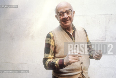 Rome, 1980. Italian mathematician, pedagogist and politician Lucio Lombardo Radice in his house / Roma, 1980. Il matematico, pedagogista e politico Lucio Lombardo Radice nella sua casa - ©Marcello Mencarini/Rosebud2